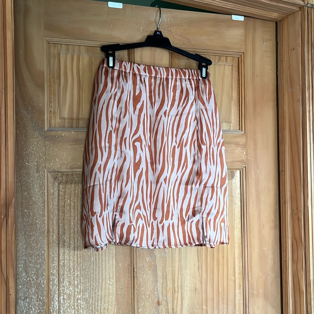 Silky skirt